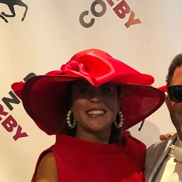 Chic Scarlet Wide-Brim Hat - Picture 5 of 5